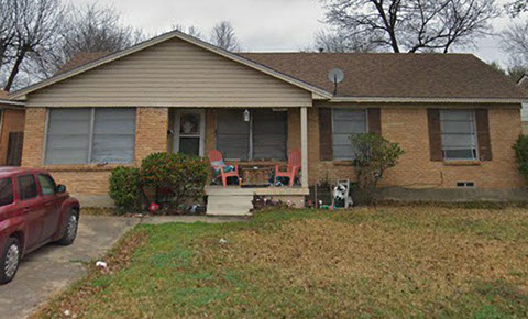 3 BEDROOMS&nbsp; |&nbsp; 2 FULL BATHS&nbsp; |&nbsp; 1,721 SQ FT&nbsp; |&nbsp; .27 ACRE HEATING: GAS HEATING: GAS AMENETIES / APPLIANCES: Dishwasher, Stove / Oven Hardwood Flo