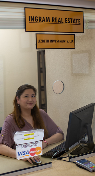 Puede hacer su pago en persona en: Concorde Auto Acceptance 908 S. Buckner Blvd, Dallas, TX 75217&nbsp; Horario: de lunes a sábado, de 9am a 7pm